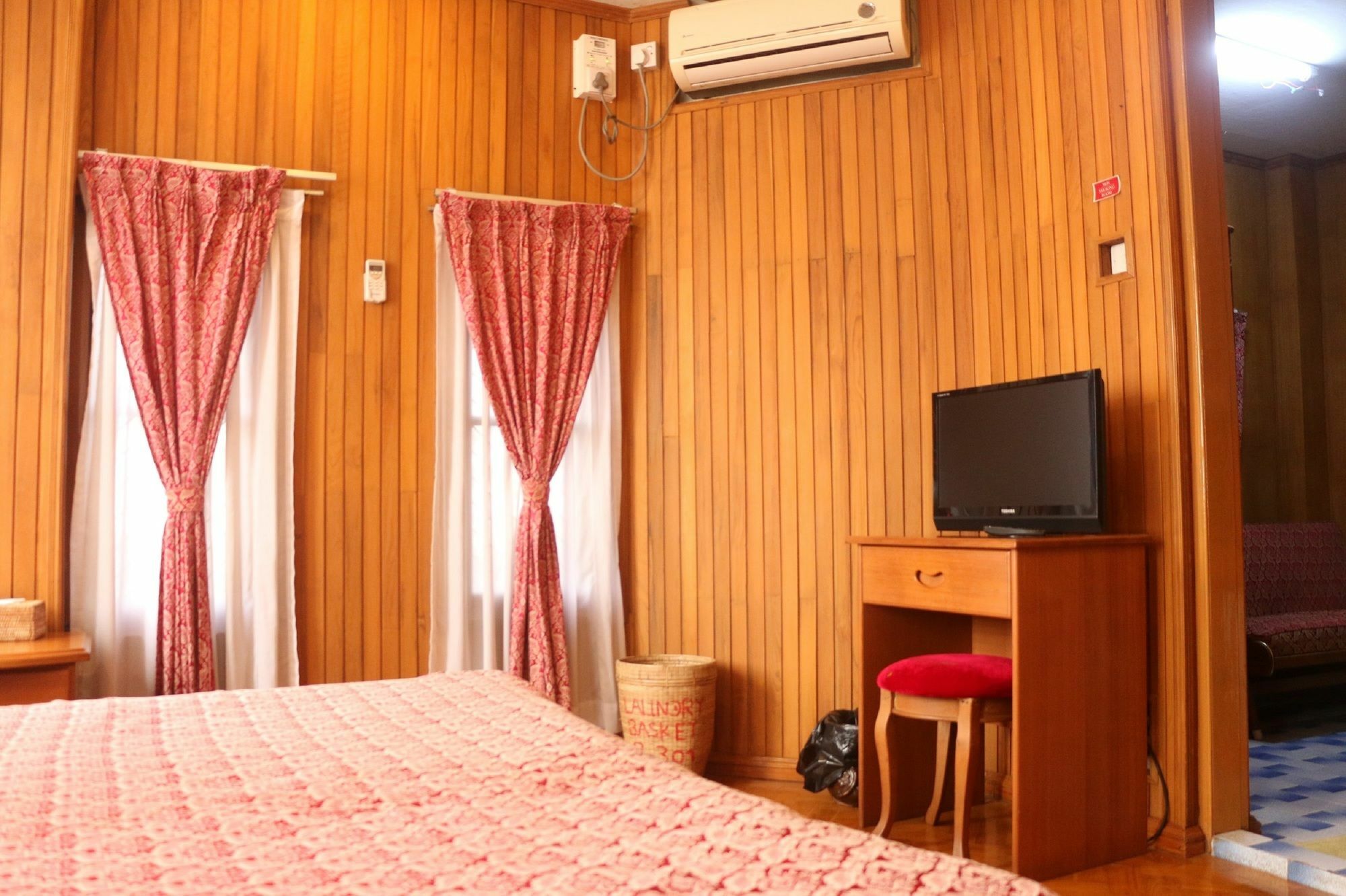 Kaung Lay Inn Yangon Extérieur photo